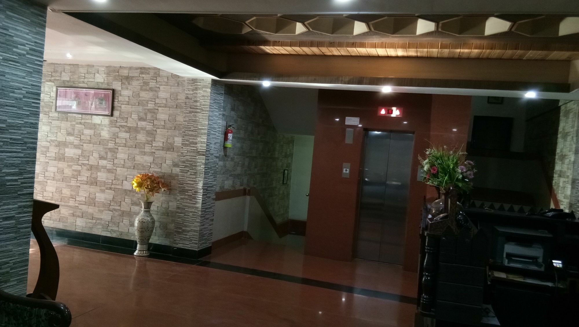 Hotel Arch Manor Deluxe Bhopal Exterior photo